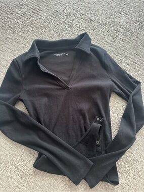Abercrombie & Fitch Black Ribbed Long-Sleeve Polo V-Neck Bodysuit